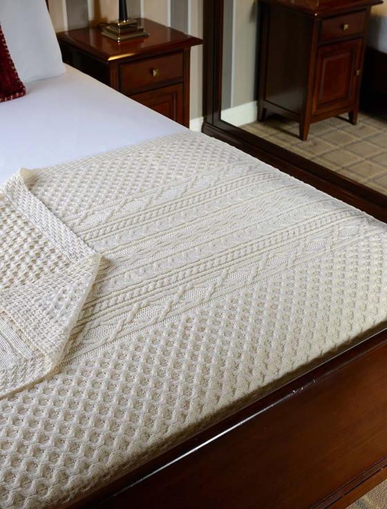 aran cashmere O'Riordan Clan Aran Throw