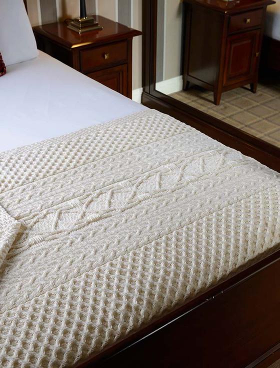 aran cashmere O'Shaughnessy Clan Aran Throw