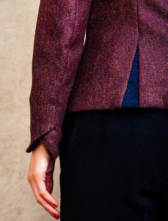 Aran Cashmere Sasha Tweed Blazer ��?? Berry Herringbone