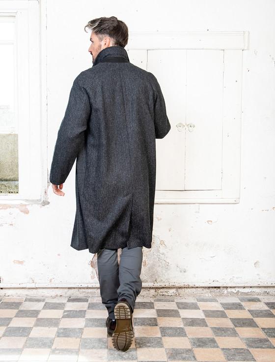 Aran Cashmere Sean Tweed Overcoat - Grey Herringbone
