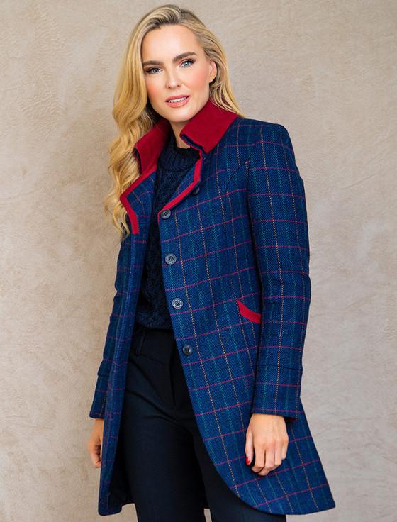 Aran Cashmere Sinead Tweed Coat - Primary Navy