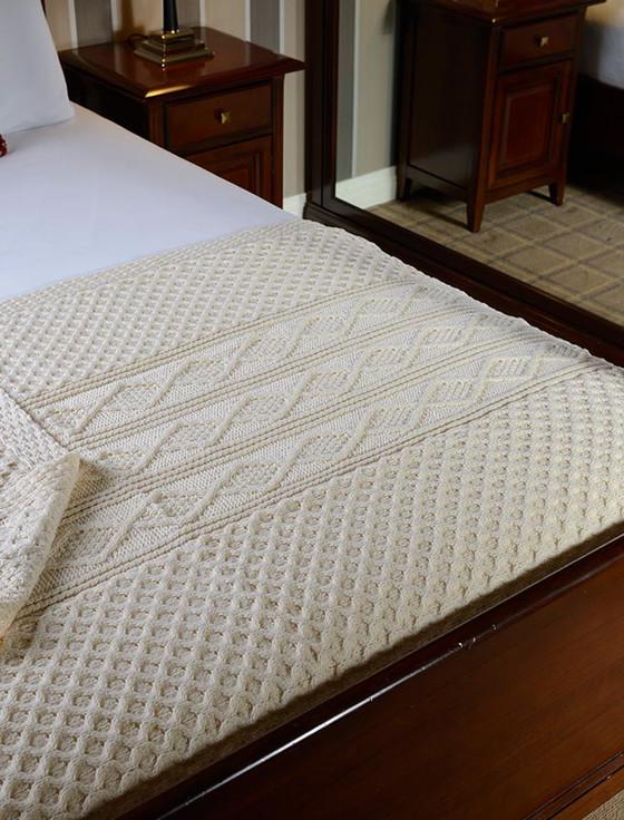 aran cashmere Smith Clan Aran Throw