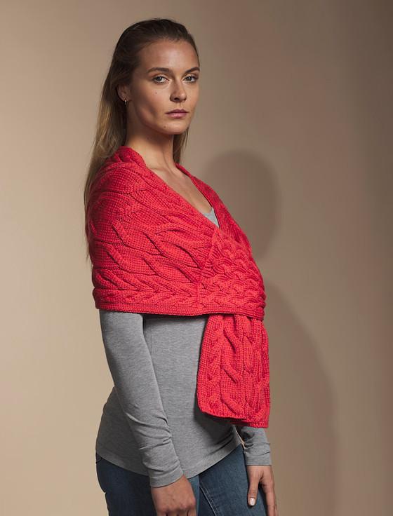 Aran Cashmere ‎Super S‎of‎t Cable‎d Shawl‎‎‎‎‎