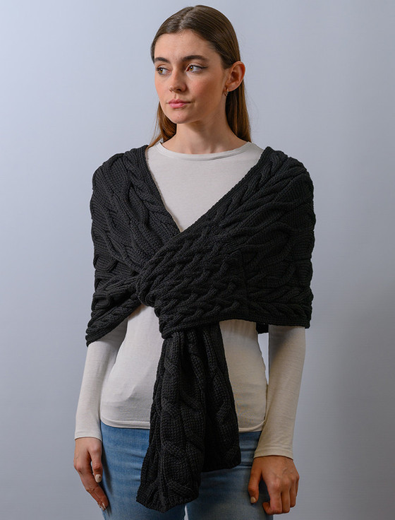 aran cashmere ‎Super S‎of‎t Cable‎d Shawl‎‎‎‎‎‎‎