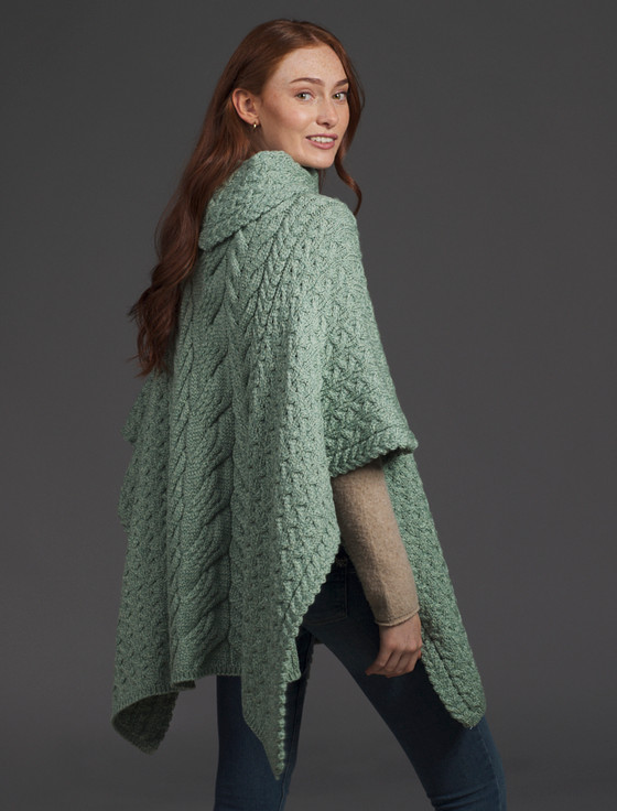 Aran Cashmere ‎Super Soft Co‎wl Neck Poncho‎‎‎‎‎‎‎‎