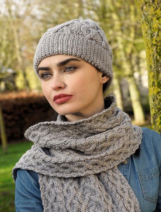 Aran Cashmere Super Soft Heart Design Aran Scarf