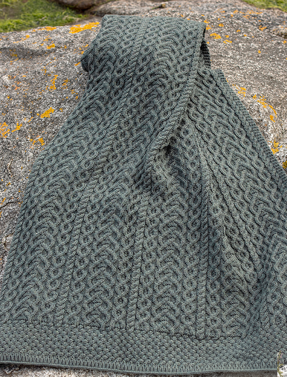 Aran Cashmere Super Soft Merino Wool Throw