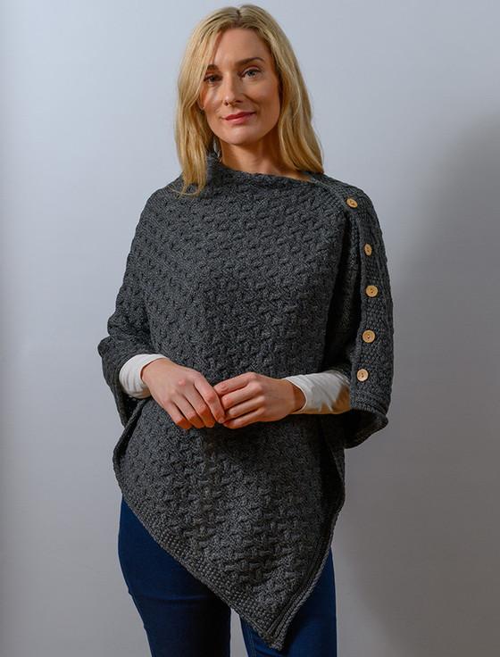 aran cashmere ‎Super Soft‎ T‎rellis Poncho‎‎