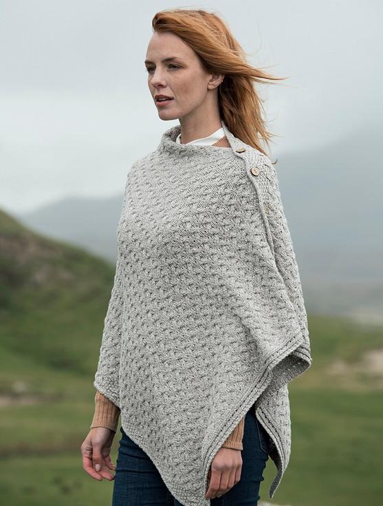 Aran Cashmere ‎Super Soft‎ Trellis‎ Poncho‎‎