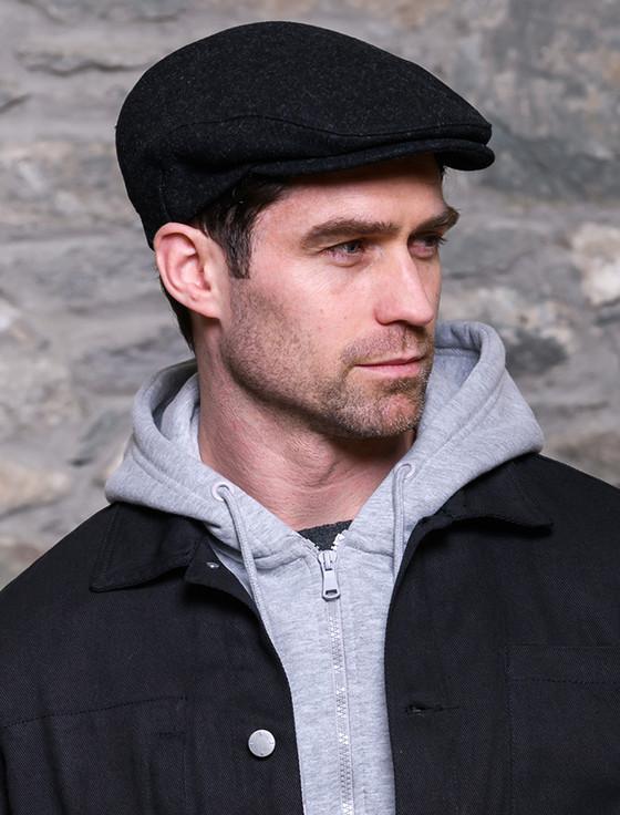 aran cashmere Trinity Flat Cap - Charcoal Grey