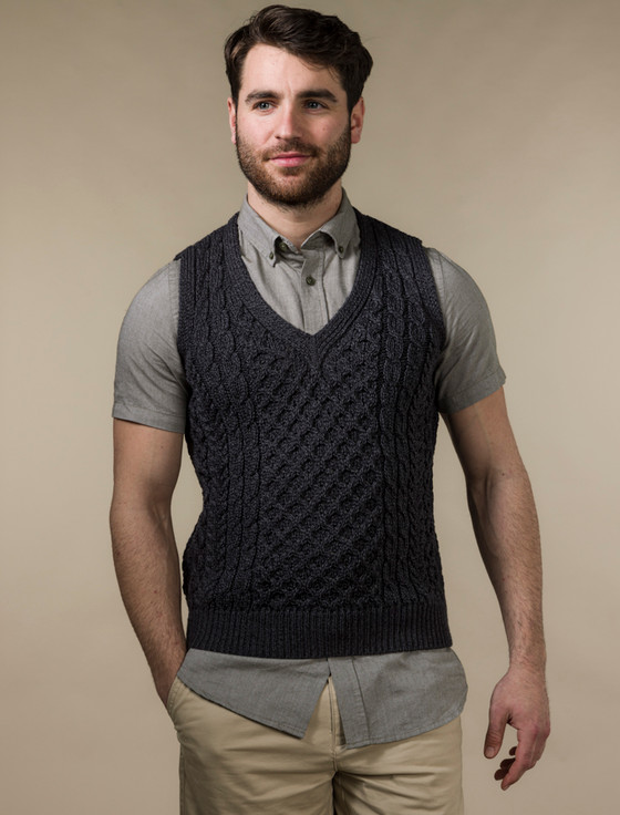 Aran Cashmere V‎-Neck Aran Slipover