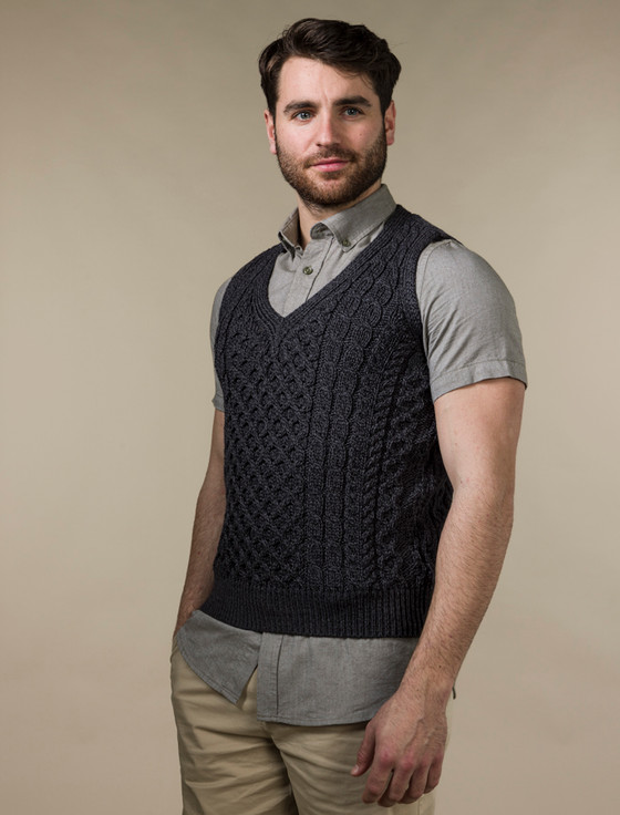 aran cashmere V-Neck Aran Slipover