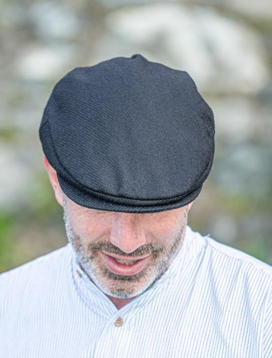 Aran Cashmere Vintage Tweed Flat Cap - Solid Black