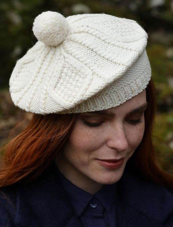 aran cashmere Women's Beret