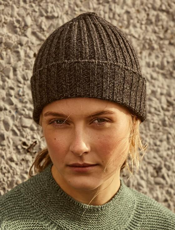 aran cashmere Women's Ribbed Merino Wool Hat