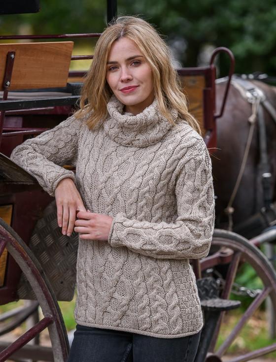 aran cashmere Womens Turtleneck Cable Knit Sweater‎