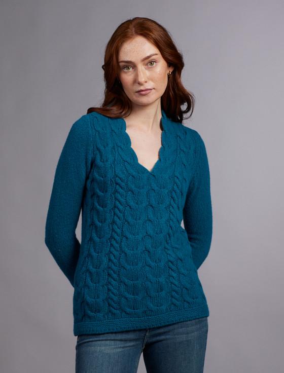 Aran Cashmere Wool Cashmere Cable V-Neck Sweater