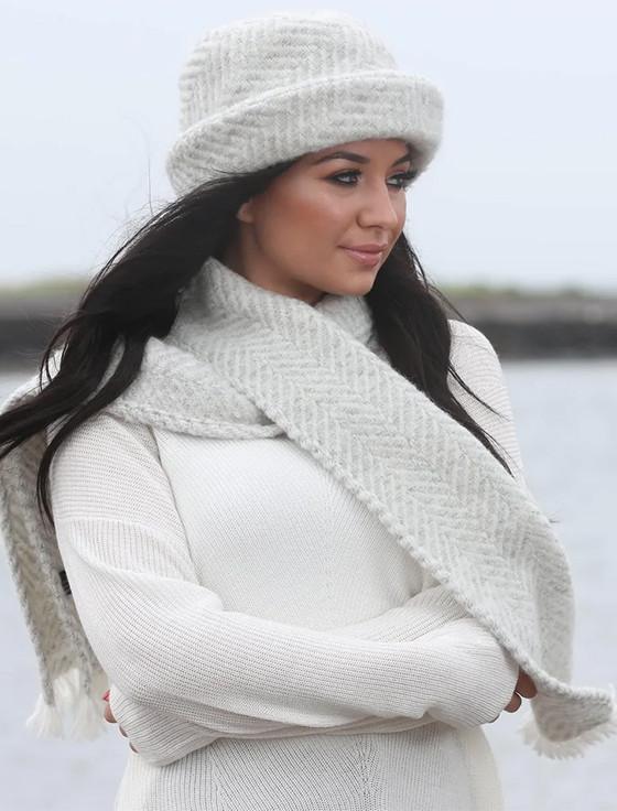 Aran Cashmere Wool Country Scarf - Dove & Cream