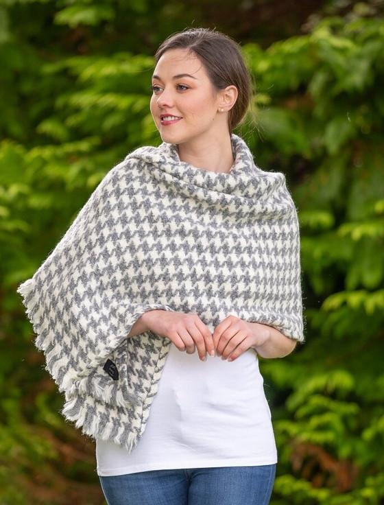 aran cashmere Wool Country Stole - Light Grey & Cream