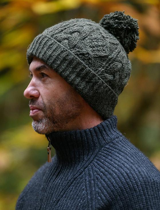 Aran Cashmere Aran Fleece Lined Rib Cap With Bobble