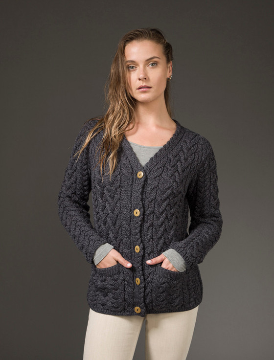 Aran Cashmere ‎‎Aran V-Neck ‎Button Up Cable Knit Cardigan