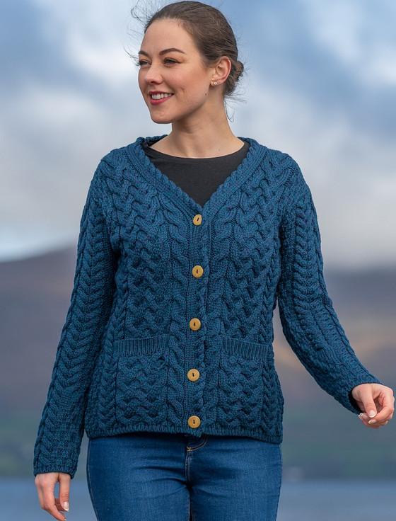 Aran Cashmere ‎‎‎Aran V-Neck ‎Button Up Cable Knit Cardigan