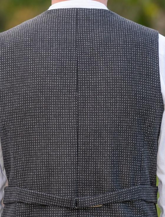 Aran Cashmere Black And Grey Night Check Tweed Waistcoat