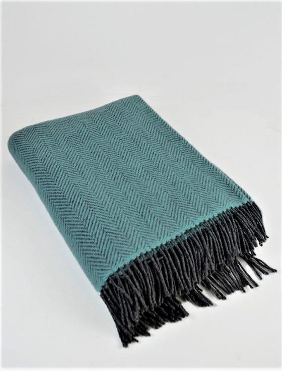 Aran Cashmere Cashmere Wool Throw - Pale Blue Herringbone