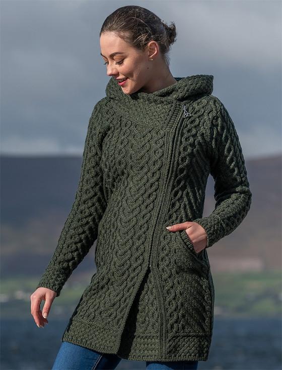 Aran Cashmere Claddagh Heart Design Side Zip Coatigan‎