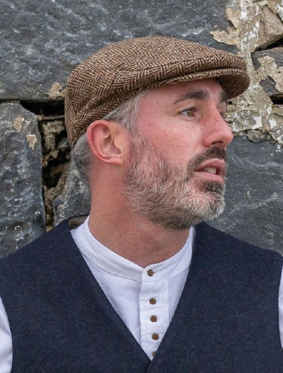 Aran Cashmere Donegal Tweed Herringbone Flat Cap - Brown