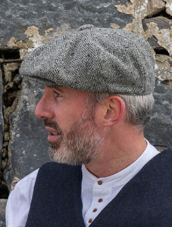 Aran Cashmere Donegal Tweed Men's Driving Cap - Silver