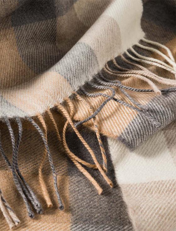 Aran Cashmere Fine Merino Plaid Scarf - Camel Grey & White