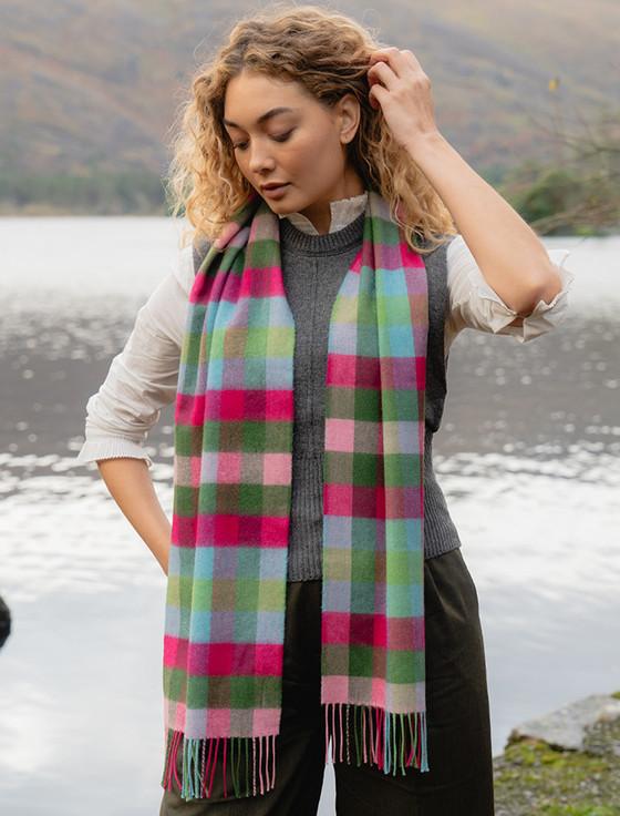 Aran Cashmere Fine Merino Plaid Scarf - Pink Blue & Green