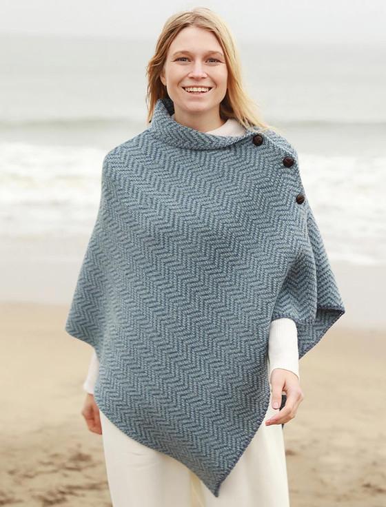 Aran Cashmere H‎erringbone Me‎rino Poncho With But‎ton Detail