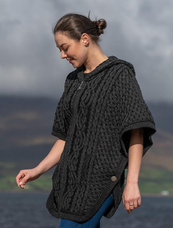 Aran Cashmere ‎Hooded Batwing Jacket ‎ With‎ Celtic Knot Zipper Pull