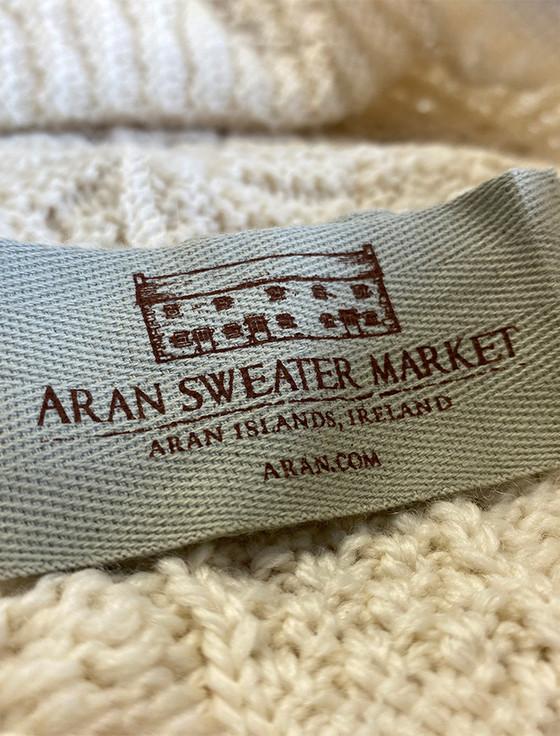 Aran Cashmere ‎Hooded Coatiga‎n With Celtic Knot Zipper Pull‎‎‎