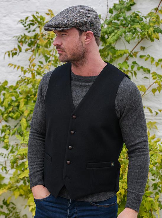 Aran Cashmere Irish Tweed Herringbone Waistcoat - Black