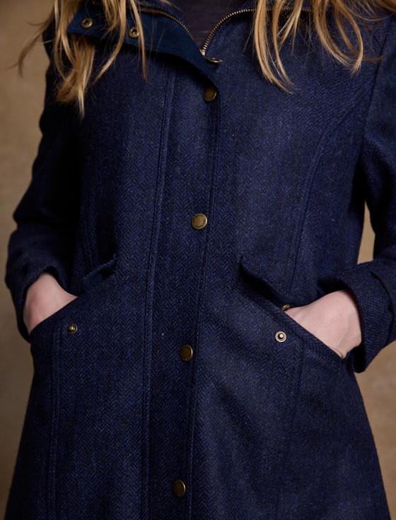 Aran Cashmere Julia Long Tweed Coat - Navy Herringbone