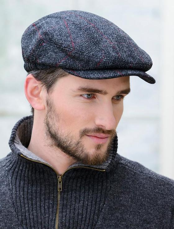 aran cashmere Kerry Tweed Flat Cap - Charcoal with Red
