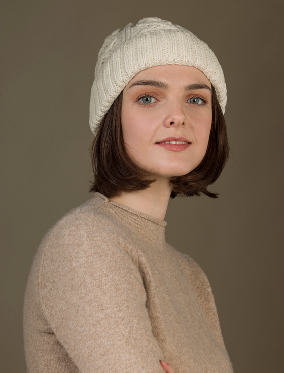 Aran Cashmere Ladies Aran Super Soft Merino Wool Hat-natural White