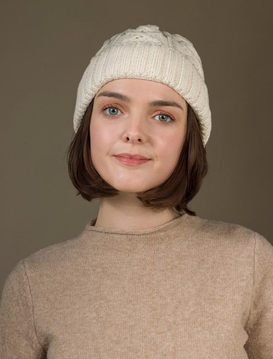 Aran Cashmere Ladies Aran Super Soft Merino Wool Hat-natural White