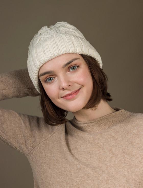 Aran Cashmere Ladies Aran Super Soft Merino Wool Hat-natural White