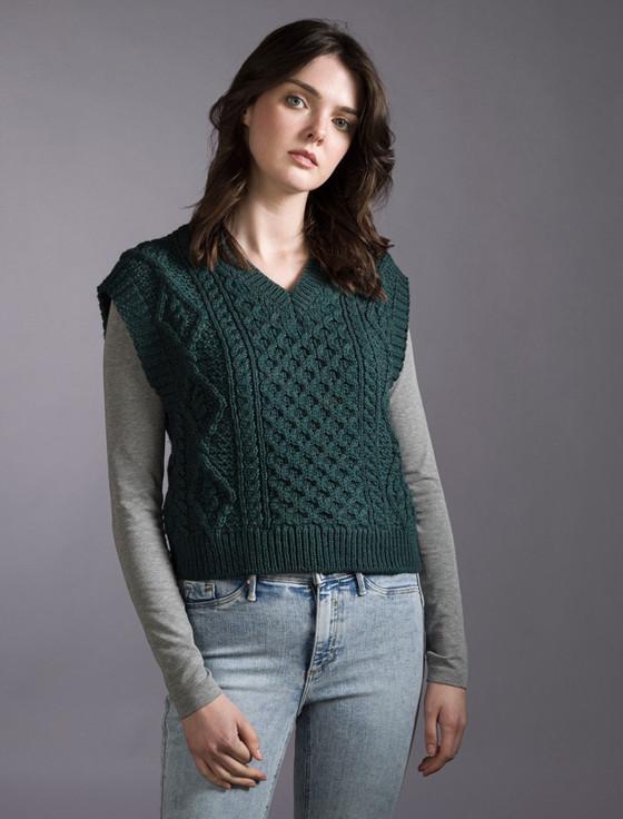 aran cashmere ‎La‎dies Cro‎pped V-N‎‎eck Aran Sw‎ea‎ter Vest‎