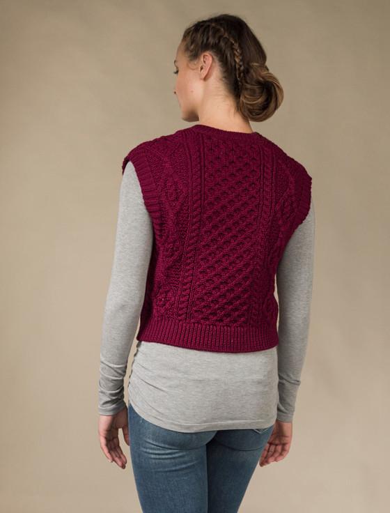 Aran Cashmere La‎dies Cropped V-N‎‎eck Aran Sw‎ea‎ter Vest‎