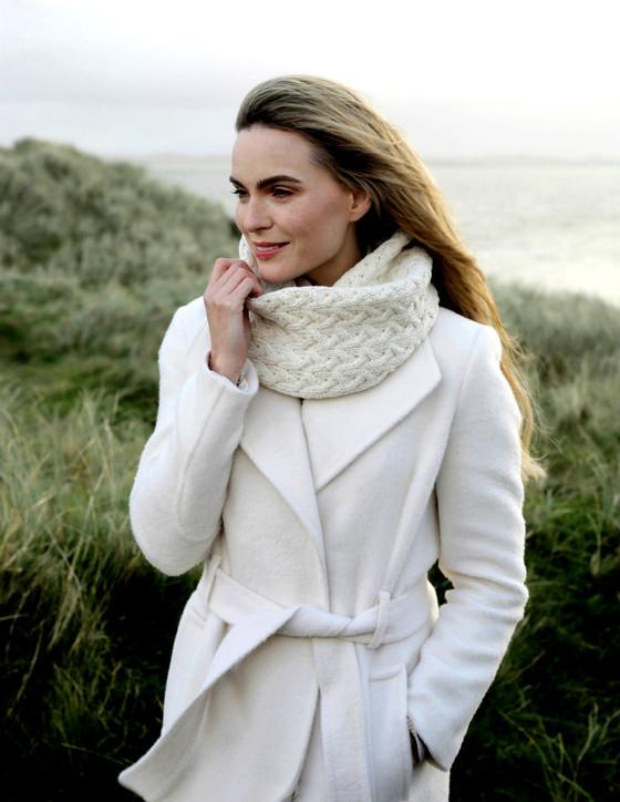 aran cashmere ‎La‎dies Super Soft ‎‎Aran Infinity Scarf-nw