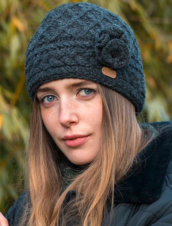 Aran Cashmere Ladies Aran Trellis Pull-on Hat With Flower