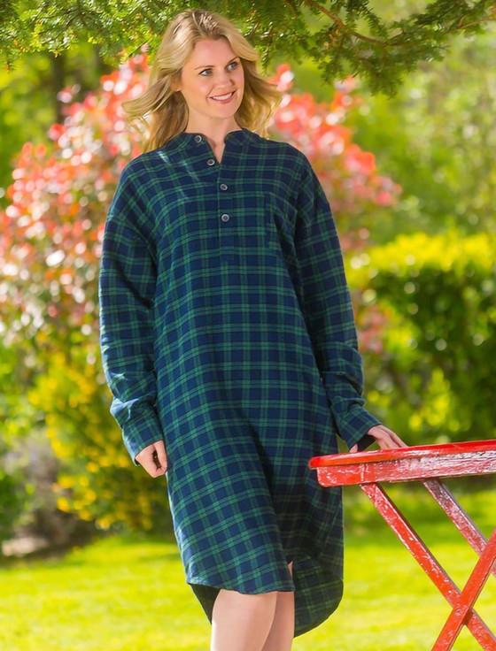 aran cashmere Ladies Cotton Flannel Nightshirt - Green Blackwatch Tartan