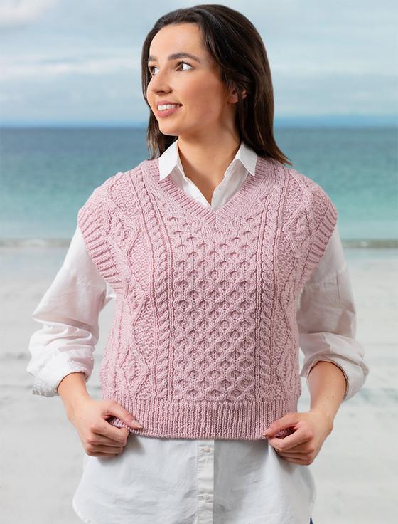 Aran Cashmere Ladies Cropped V-Neck Aran Sweater Vest