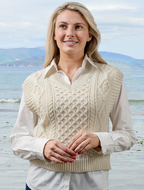 aran cashmere Ladies Cropped V-Neck Aran Swe‎ater Vest