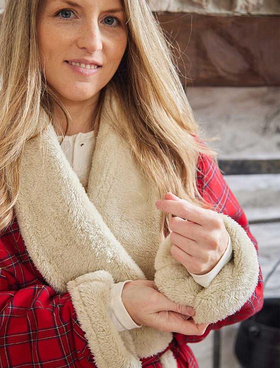 Aran Cashmere Ladies Fleece Lined Flannel Nightrobe - Red Tartan